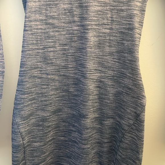 Lululemon Go Everywhere Dress Bodycon Size 2 - Picture 5 of 5